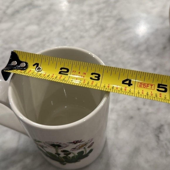 Set of two Portmeirion Botanic Garden coffee mugs - Picture 8 of 9